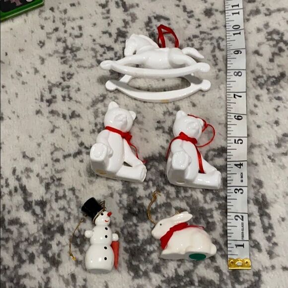 VTG white porcelain ornaments with wood snow man - Picture 1 of 7